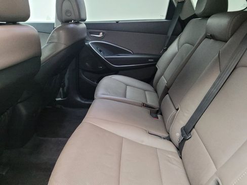 Used 2018 Hyundai Santa Fe SE w/ Cargo Package image 18