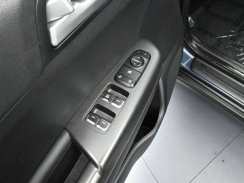 Used 2019 Kia Sportage LX FWD image 14