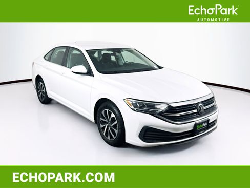 Used 2024 Volkswagen Jetta S image 1