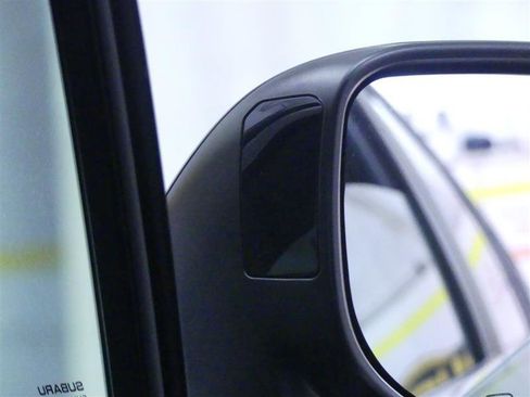 Used 2020 Subaru Legacy Premium image 26