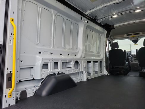 New 2026 Ford Transit 250 148 Medium Roof image 9