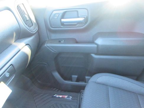 New 2026 Chevrolet Silverado 1500 Custom Trail Boss AWD/4WD image 35