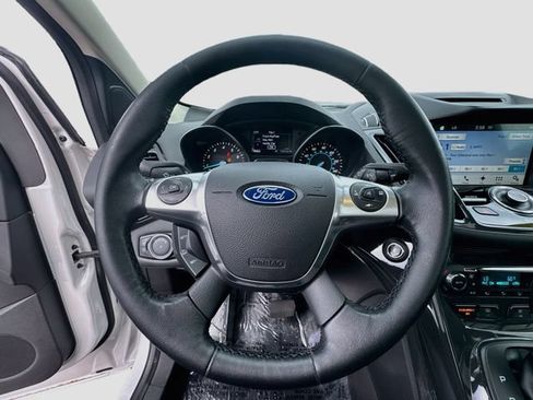 Used 2016 Ford Escape Titanium w/ Equipment Group 301A AWD/4WD image 11