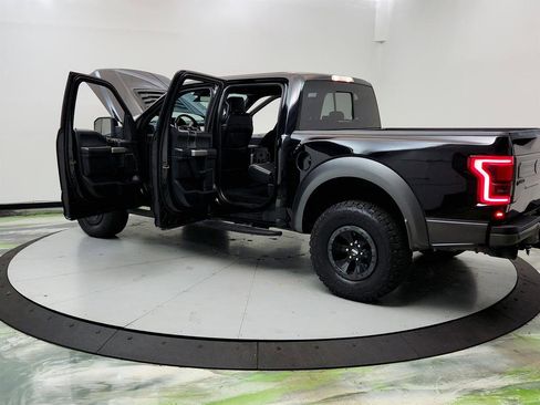 Used 2018 Ford F150 Raptor w/ Equipment Group 802A Luxury image 12