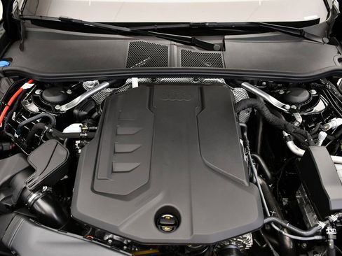 Used 2025 Audi A5 2.0T Premium w/ Convenience Package image 11