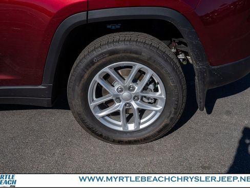 Certified 2025 Jeep Grand Cherokee Laredo X w/ Luxury Tech Group I image 12