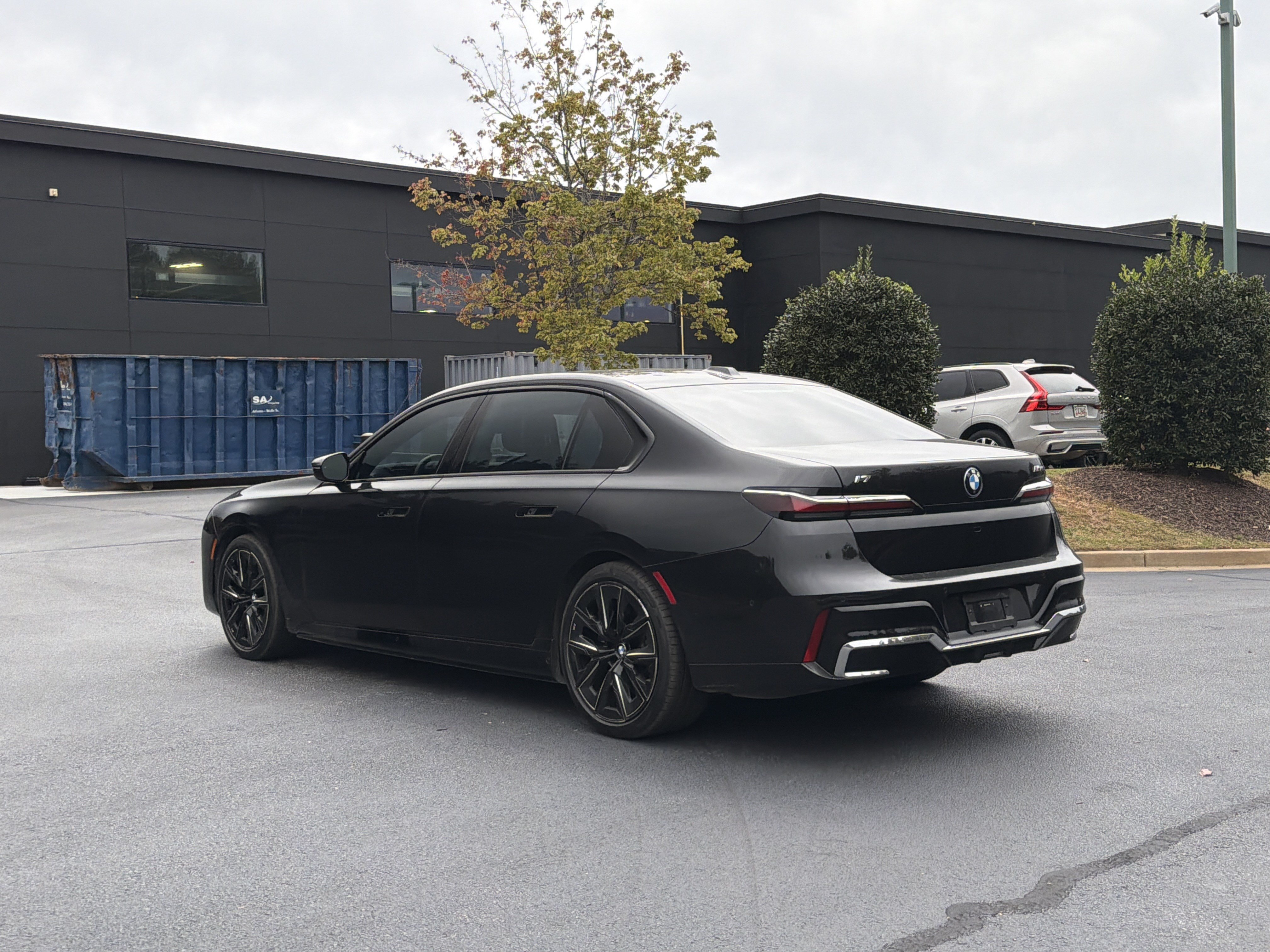 Used 2024 BMW i7 M70 AWD/4WD image 12