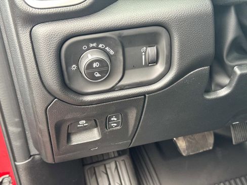 New 2026 RAM 1500 4x4 Crew Cab image 24