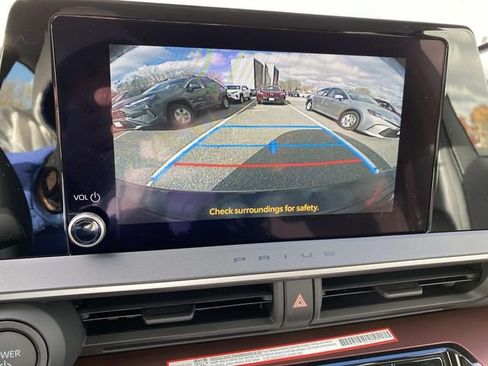 New 2026 Toyota Prius Plug-In Hybrid FWD image 11