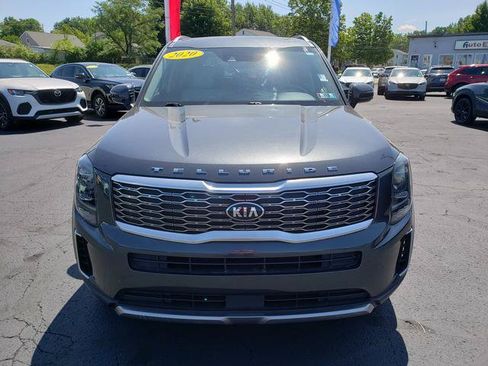 Used 2020 Kia Telluride S w/ S 8 Passenger Seating Package AWD/4WD image 2