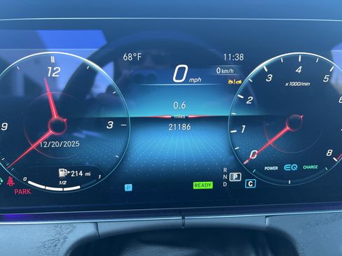 Used 2023 Mercedes-Benz E 450 Cabriolet image 6