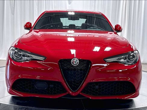 Used 2022 Alfa Romeo Giulia Sprint RWD image 12