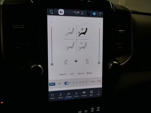 New 2026 RAM 2500 Big Horn AWD/4WD image 33