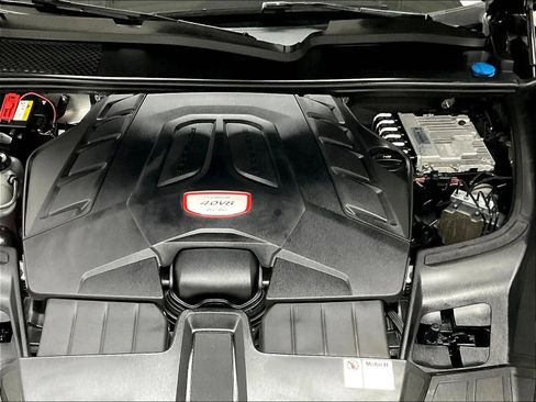 Used 2020 Porsche Cayenne Turbo AWD/4WD image 33