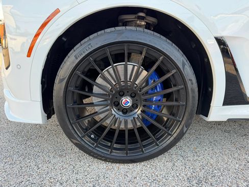 Used 2024 BMW ALPINA XB7 AWD/4WD image 13