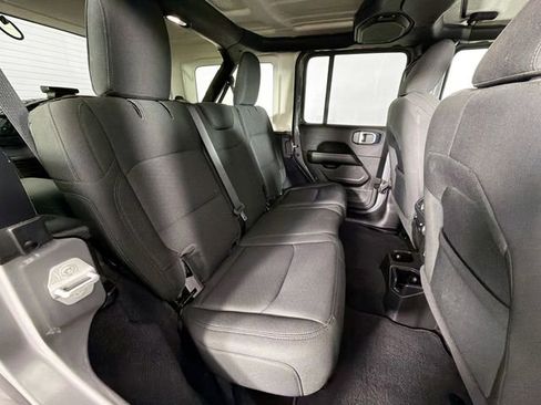 Used 2021 Jeep Wrangler Unlimited Sahara w/ Uconnect 4C Nav & Sound Group image 27