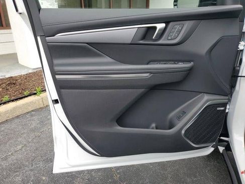 New 2026 Buick Enclave Sport Touring w/ Power Package image 15