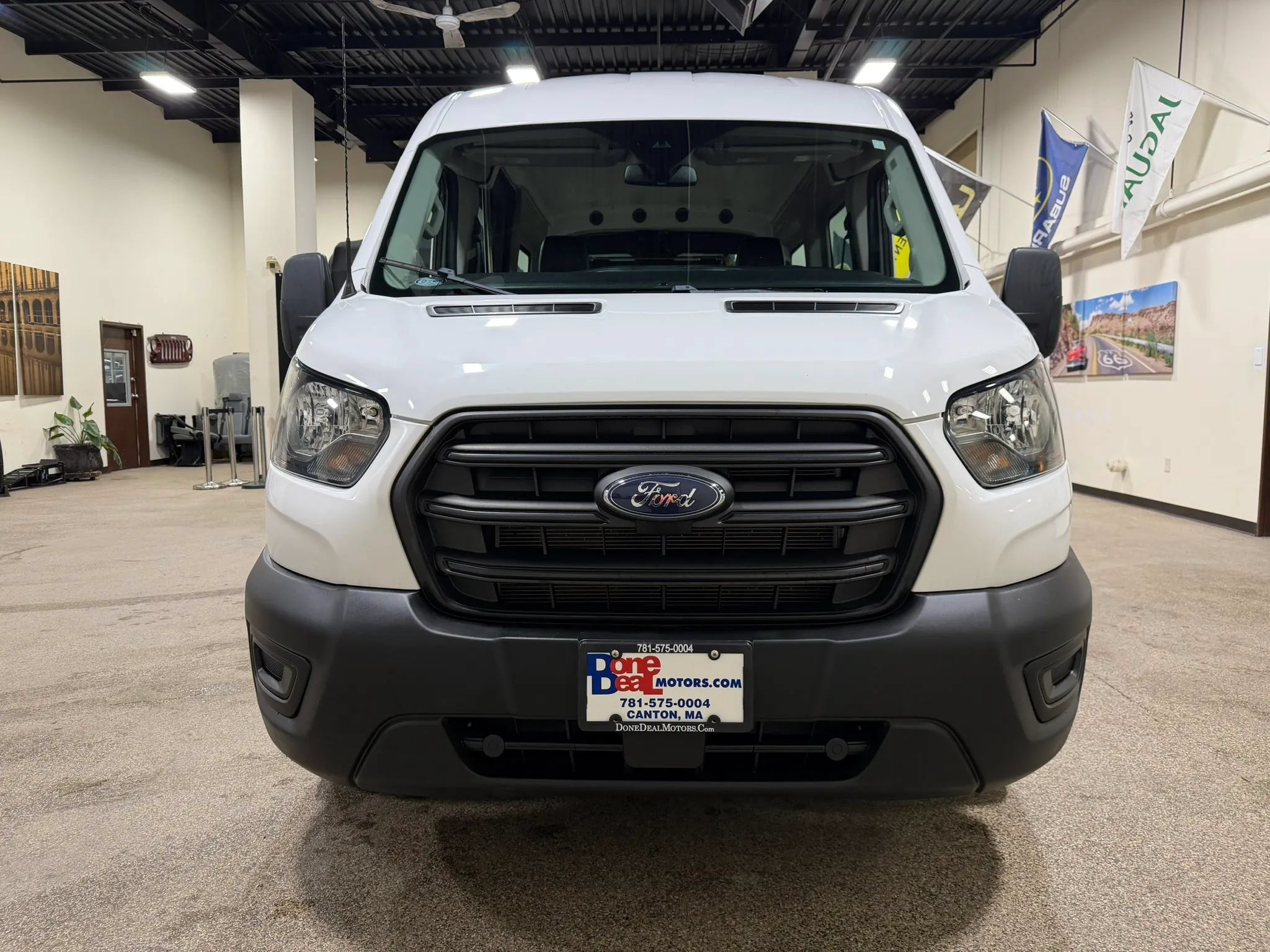 Used 2020 Ford Transit 150 Medium Roof RWD image 3