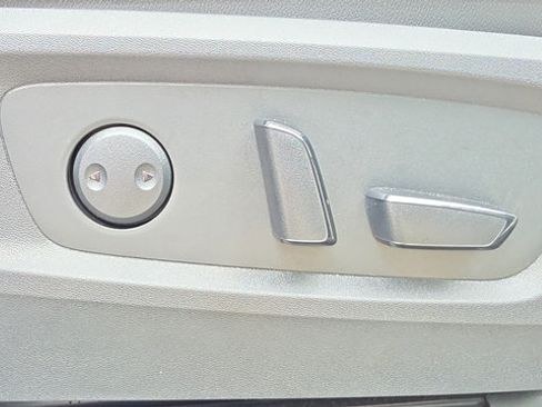 Used 2023 Nissan Pathfinder SL w/ SL Premium Package AWD/4WD image 35