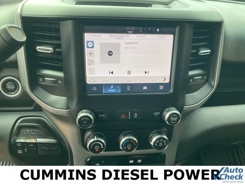 Used 2024 RAM 2500 Tradesman w/ Chrome Appearance Group image 34