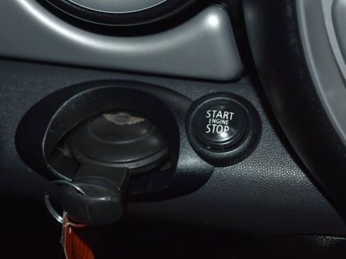 Used 2010 MINI Cooper Clubman Hardtop w/ Premium Pkg image 21