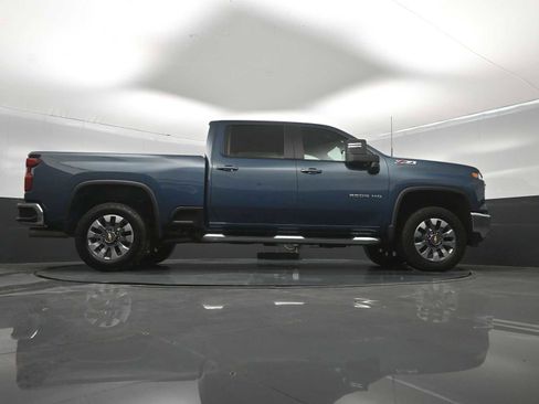 Used 2024 Chevrolet Silverado 2500 LT w/ All Star Edition AWD/4WD image 44