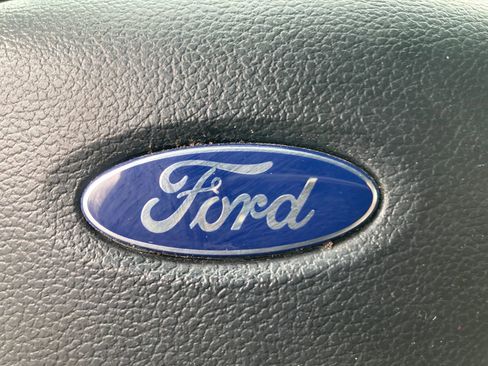 Used 2016 Ford F150 XLT AWD/4WD image 26