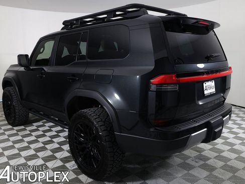 Used 2025 Lexus GX 550 image 7