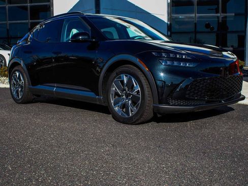 Used 2025 Genesis GV60 Advanced image 3