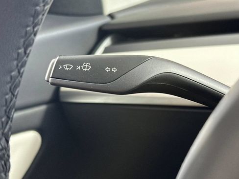 Used 2020 Tesla Model 3 Long Range AWD/4WD image 29