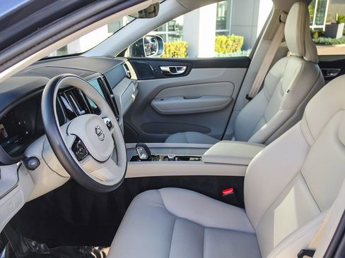 Used 2023 Volvo XC60 B5 Plus w/ Protection Package Premier image 23