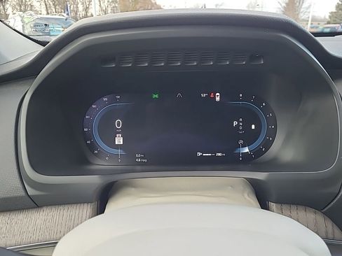 Used 2023 Volvo XC90 B6 Plus AWD/4WD image 22