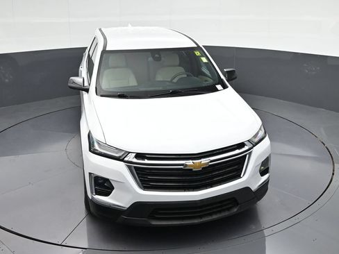 Used 2023 Chevrolet Traverse LS FWD image 21