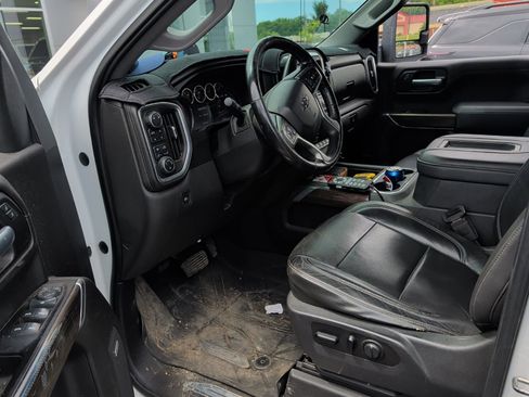Used 2019 Chevrolet Silverado 1500 LT Trail Boss AWD/4WD image 6