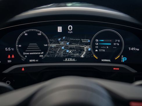 Used 2022 Porsche Taycan 4 Cross Turismo image 14