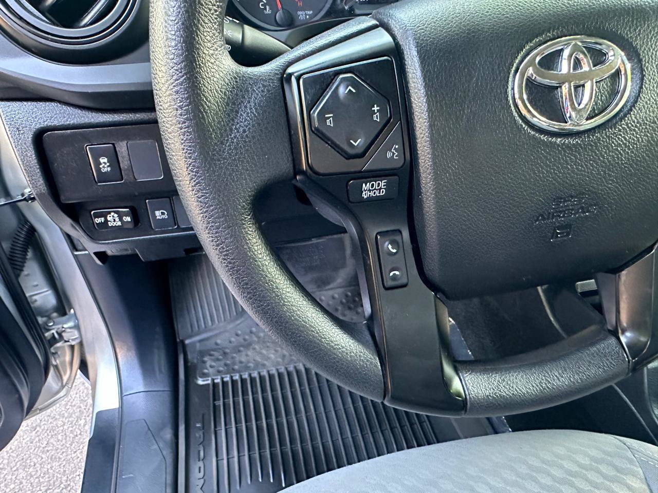 Used 2022 Toyota Tacoma SR AWD/4WD image 14