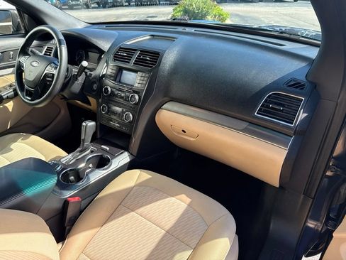 Used 2016 Ford Explorer 4WD image 16