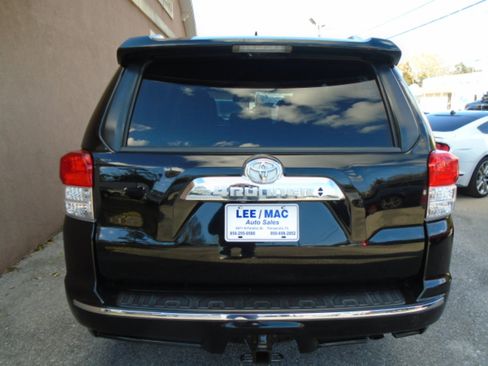 Used 2013 Toyota 4Runner Limited image 5