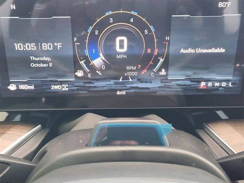 New 2026 Chevrolet Suburban High Country image 12