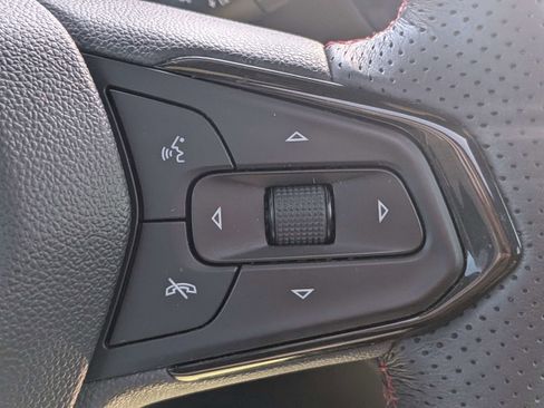 Used 2022 Chevrolet TrailBlazer RS w/ Sun and Liftgate Package FWD image 26