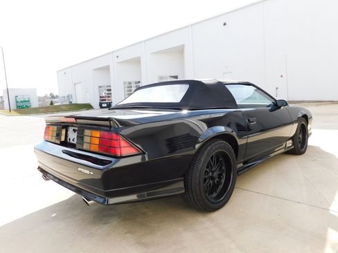 Used 1992 Chevrolet Camaro RS image 10