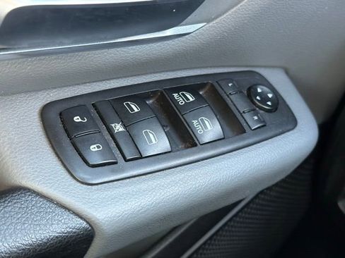 Used 2019 RAM 1500 Big Horn image 19