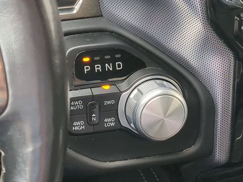 Certified 2019 RAM 1500 Limited image 31