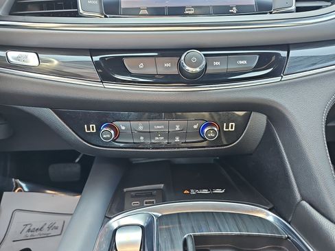 Used 2023 Buick Enclave Essence w/ Experience Buick Package FWD image 21