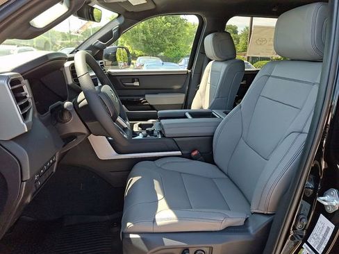 New 2026 Toyota Tundra Limited AWD/4WD image 6