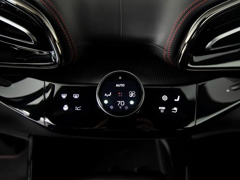 Used 2025 Ferrari Purosangue image 30