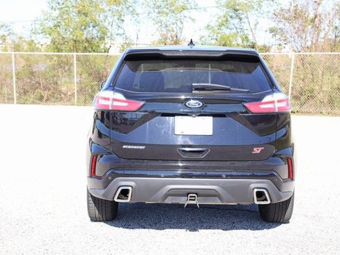 Used 2019 Ford Edge ST image 7