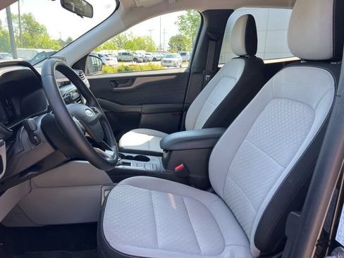 Used 2024 Ford Escape Active AWD/4WD image 21