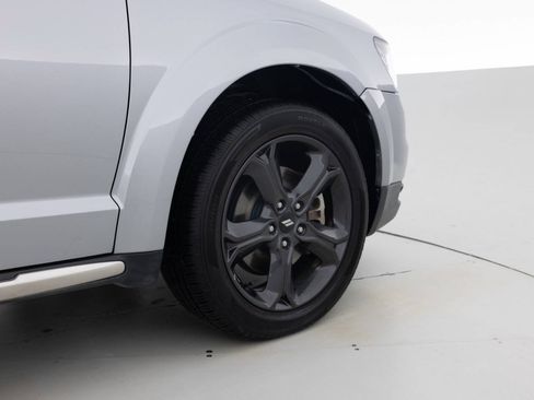 Used 2018 Dodge Journey Crossroad AWD/4WD image 18