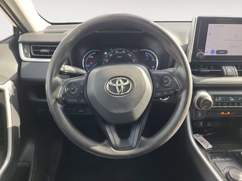 Used 2023 Toyota RAV4 XLE w/ Convenience Package AWD/4WD image 12